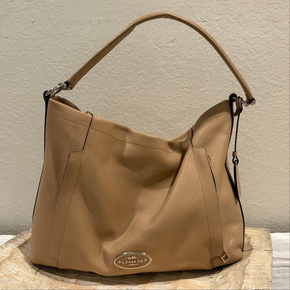 COACH Hobo Pebbled Leather Handbag Front Logo Taupe Kangaroo Pockets H148134312